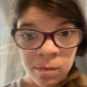 Meet your Posher, Maddie